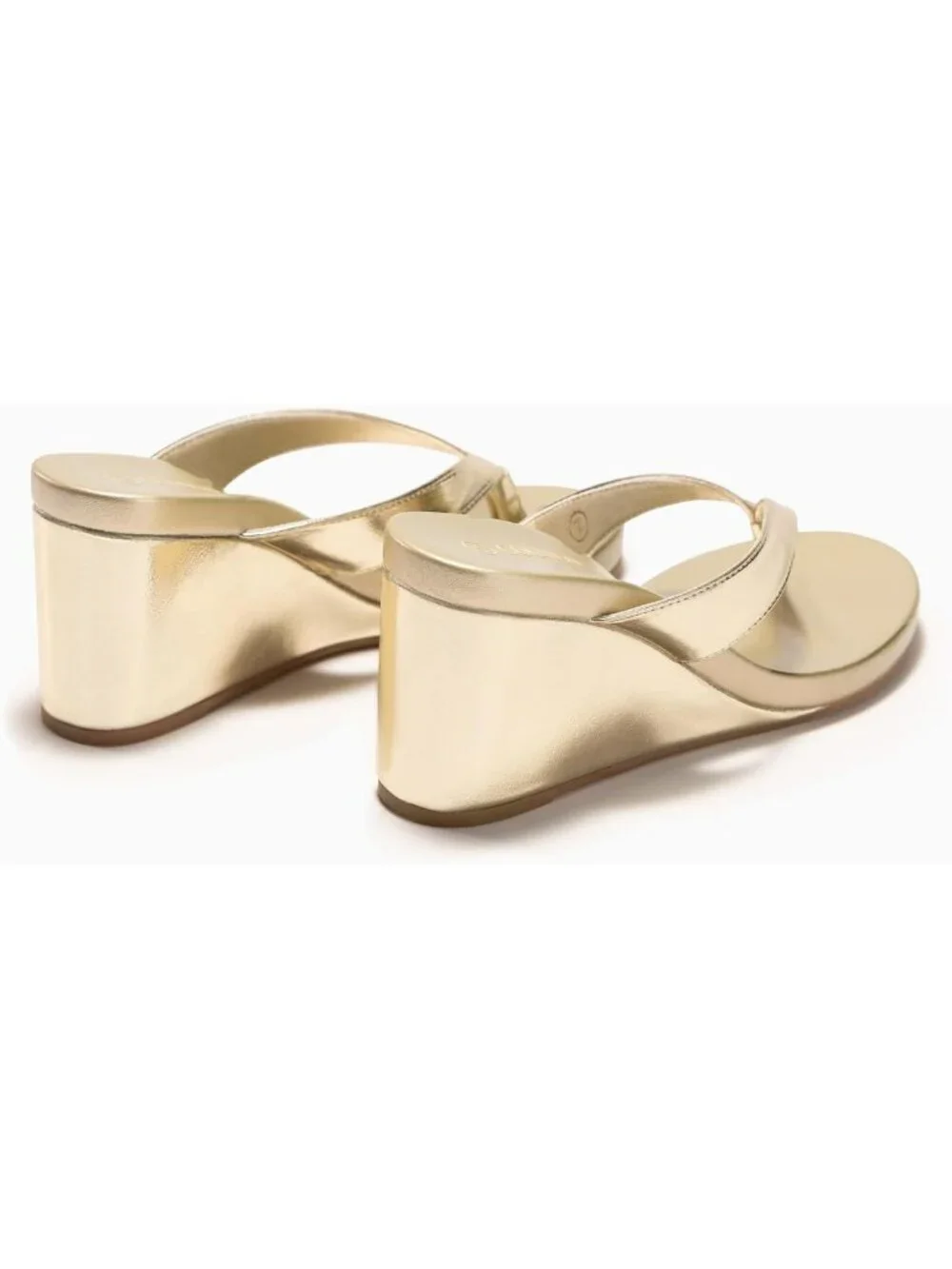Stylish Women's Wedge Sandals - Platform Flip Flops for Summer Beach Wear